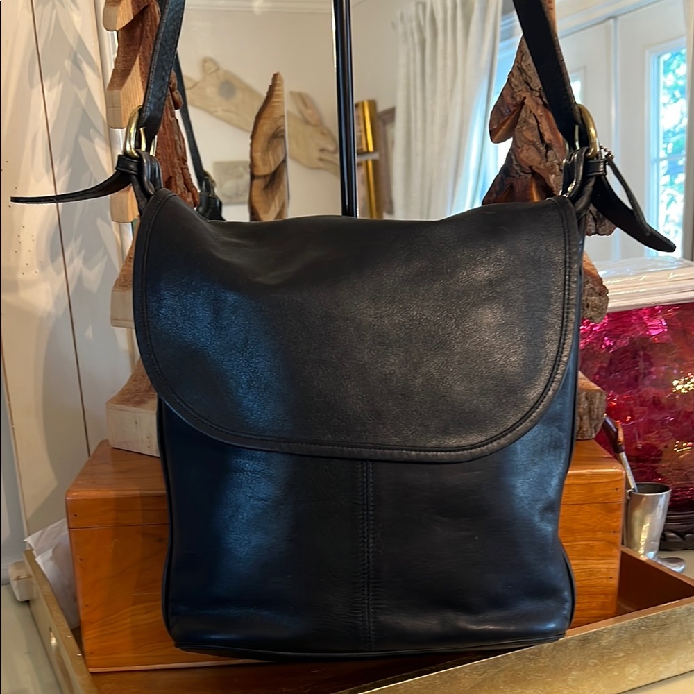 Vintage Coach Leather Hobo Bucket Shoulder Bag